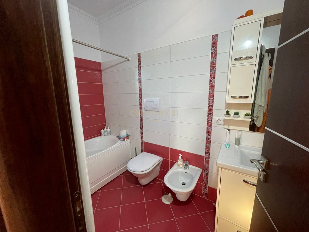 Casas en venta en el barrio 'Partizani' Vlorë!!