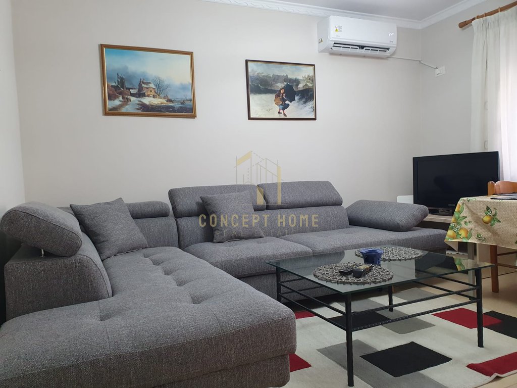 Appartement à louer 2+1 sur rruga e durresit