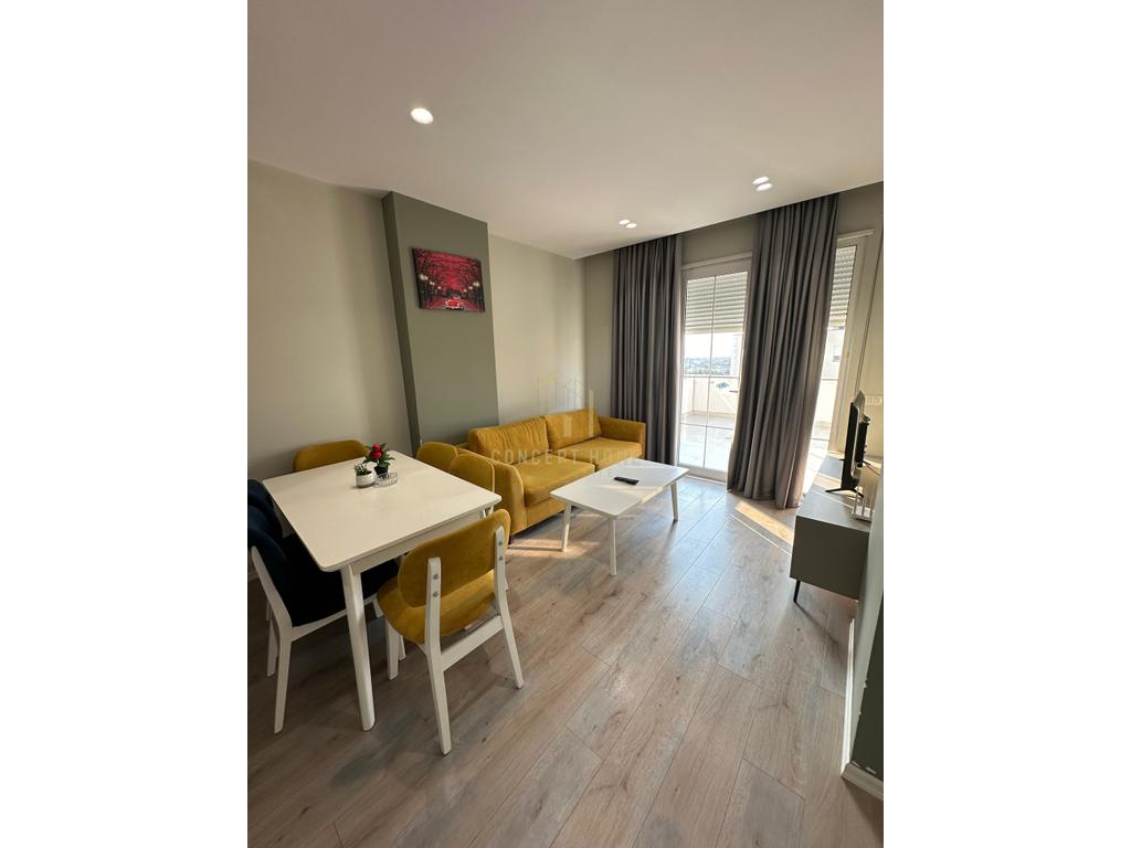 Super apartament 1+1+ verande me qira në kamëz