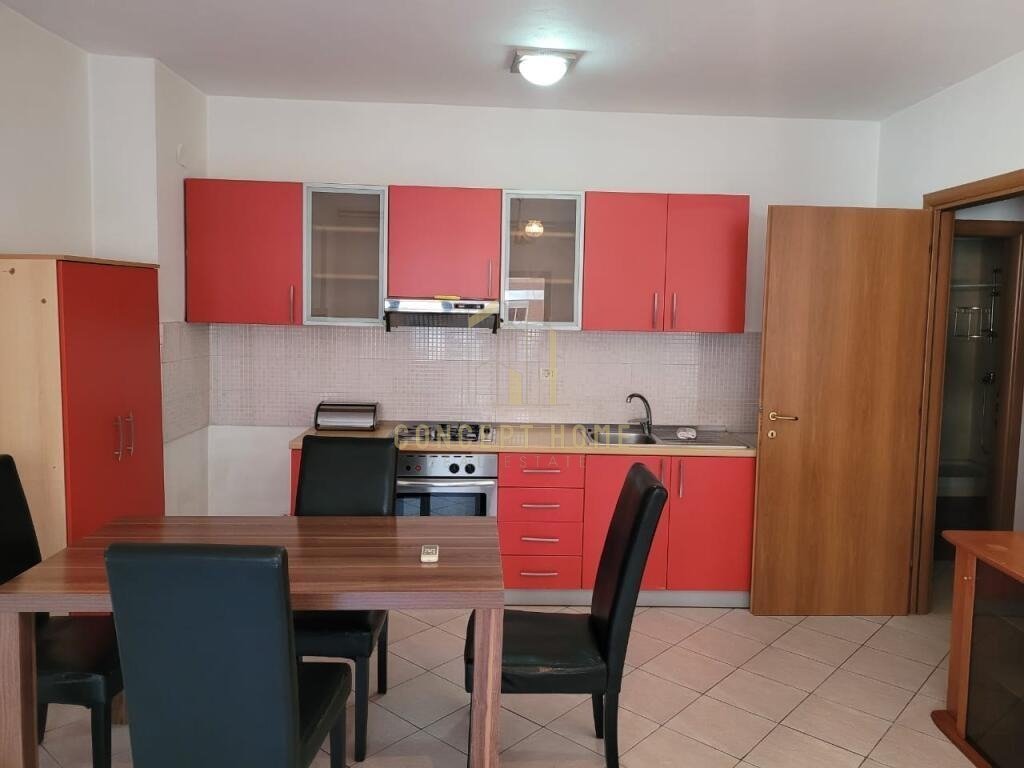 Appartamento 1+1 in affitto vicino alla stazione / prezzo di affitto: 55.000 lek/mese