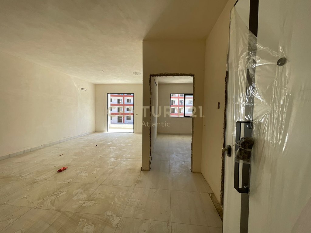 Piso 1+1+ plaza de aparcamiento en venta en la residencia eon golem!