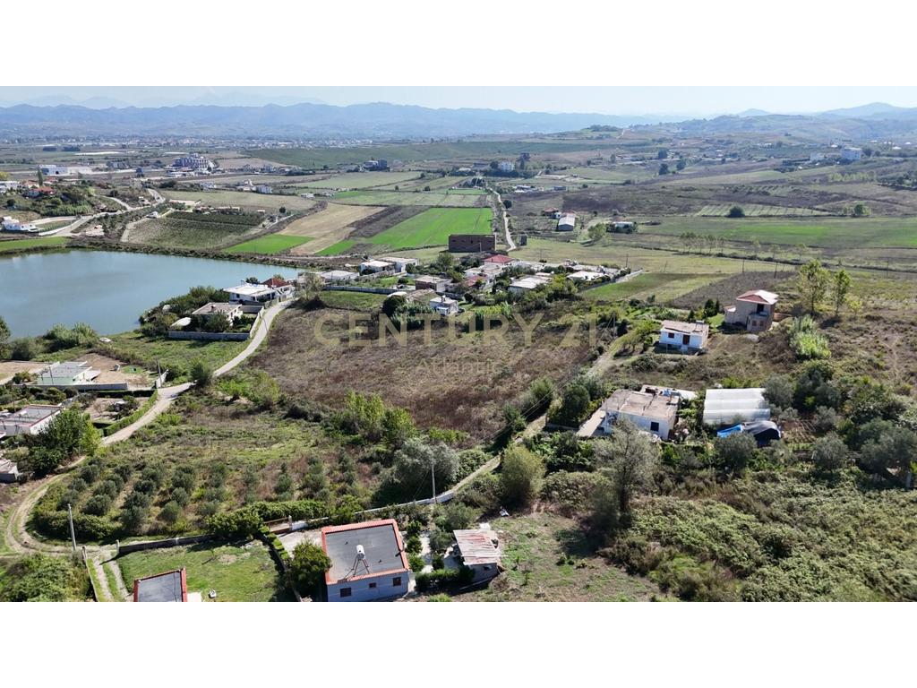 Grundstück zum verkauf in arapaj, Durrës - 22.000 € | 500 m²