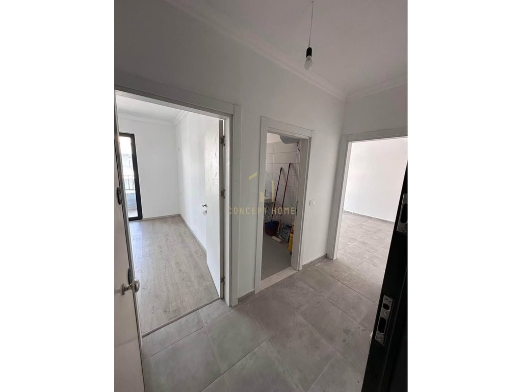 Shitet apartament 1+1 ne kamez