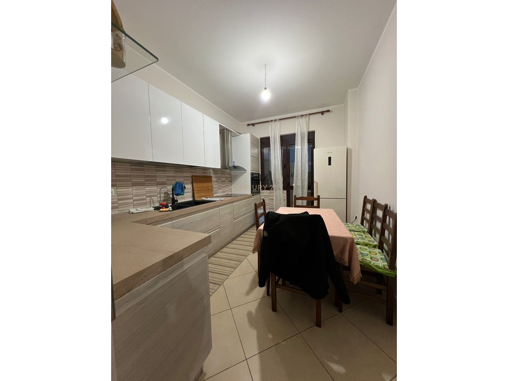 Appartamento di lusso 2+1+2 in affitto, vista completa mare, piano terra!