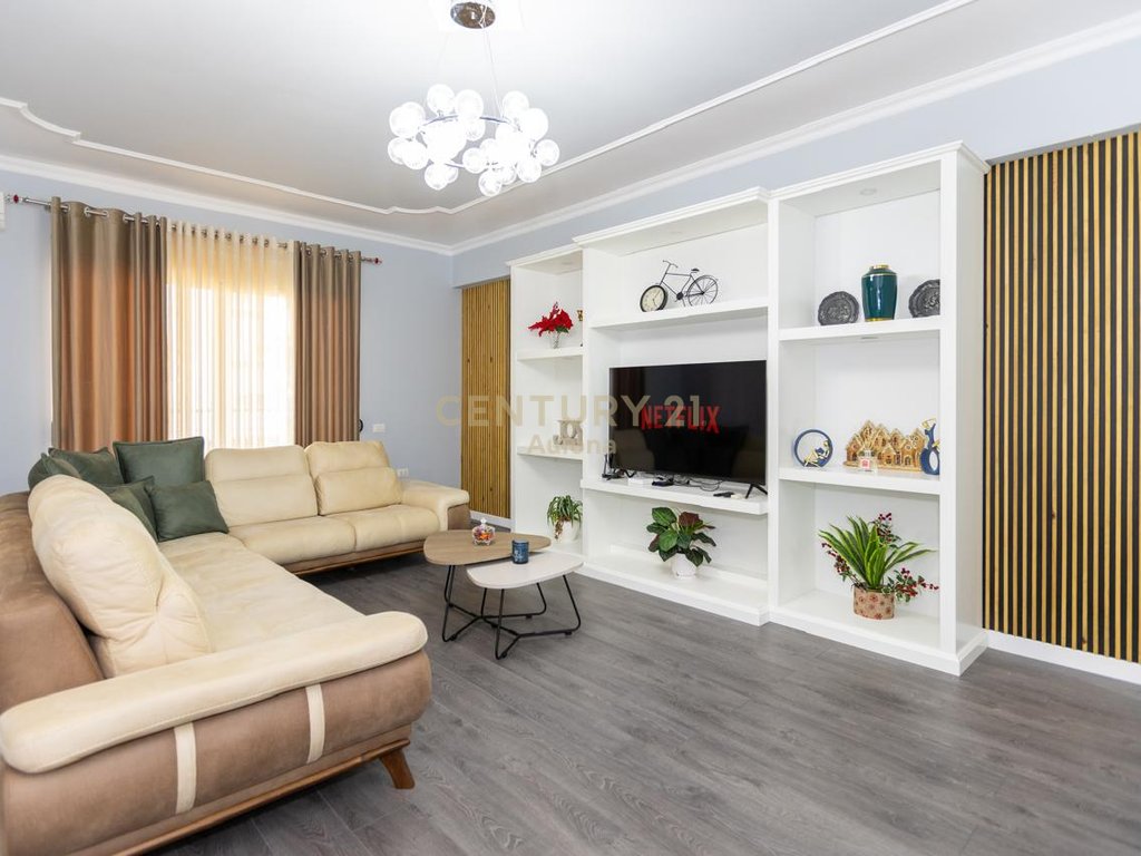 Appartamento di lusso 2+1+2 in affitto, vista completa mare, piano terra!