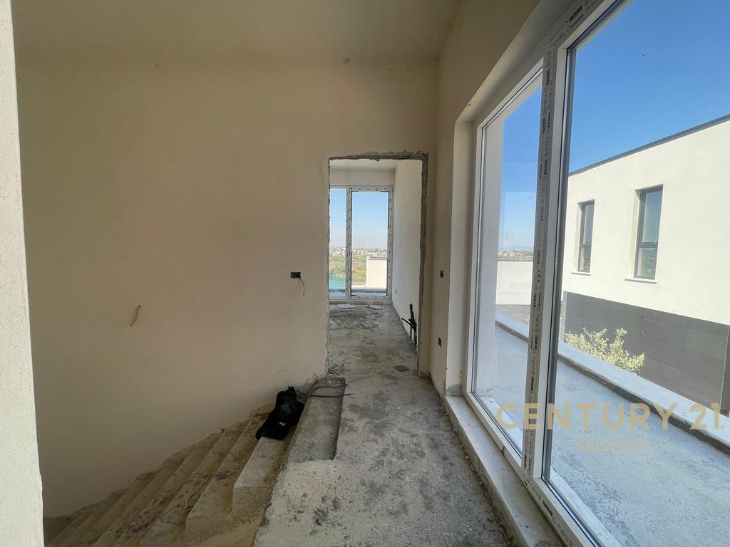 Villas à venda no lago farkë (3)