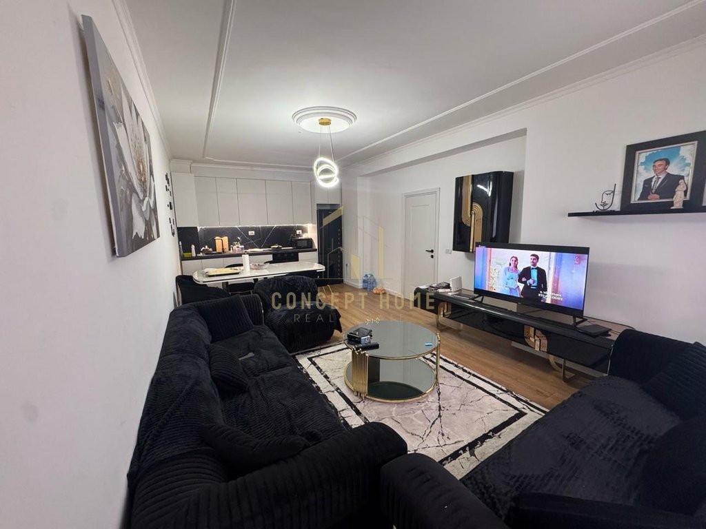 Apartment 2+1 for sale in porcelan