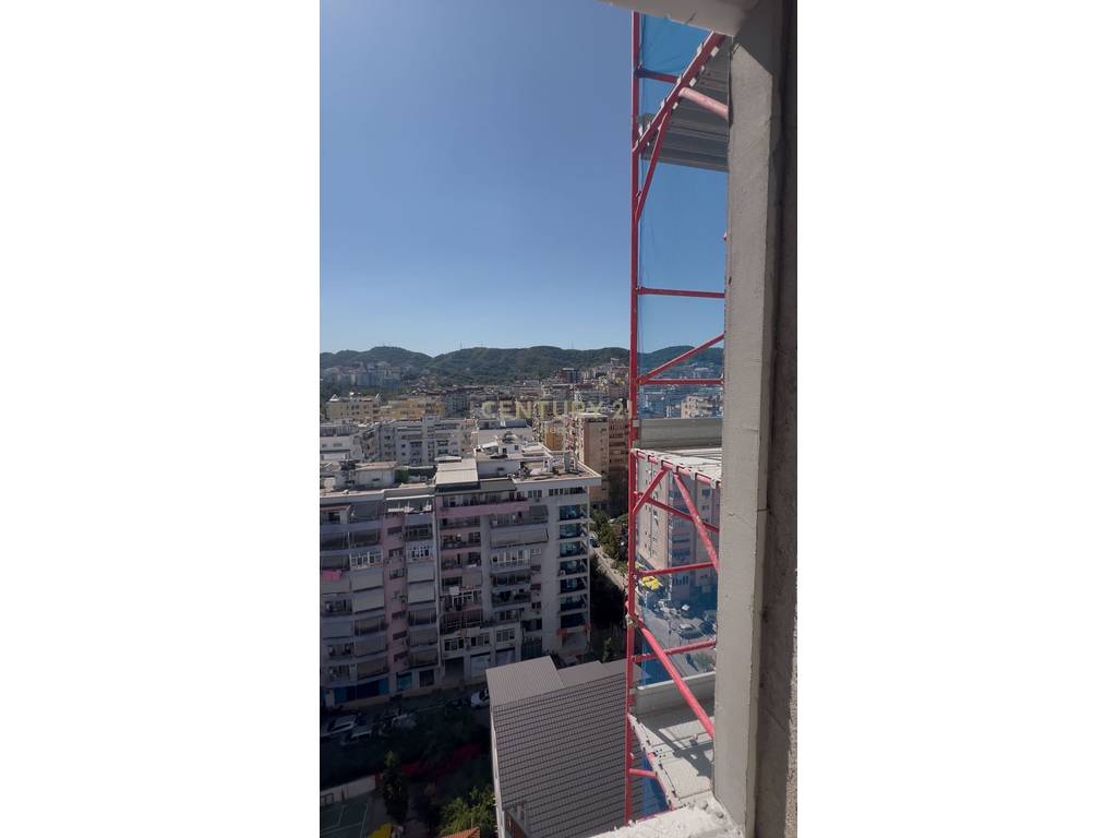 Appartamento 2+1+2 in vendita, 'White Tower' comune di parigi!