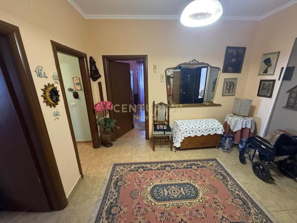 2+1+2+veranda in vendita