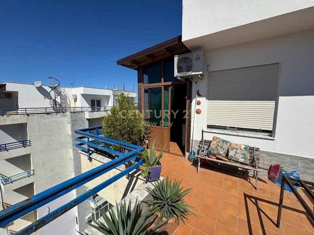 2+1+2+veranda in vendita