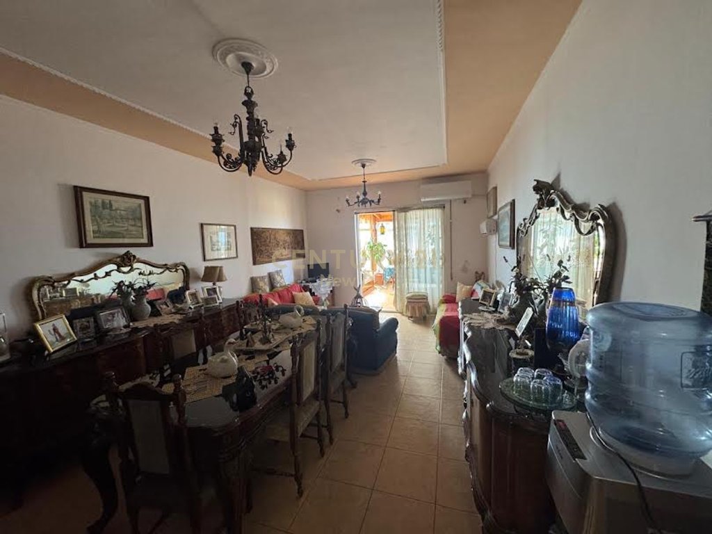 2+1+2+veranda in vendita