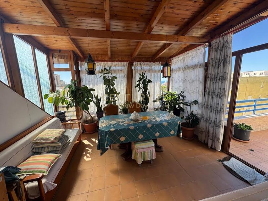 2+1+2+veranda in vendita