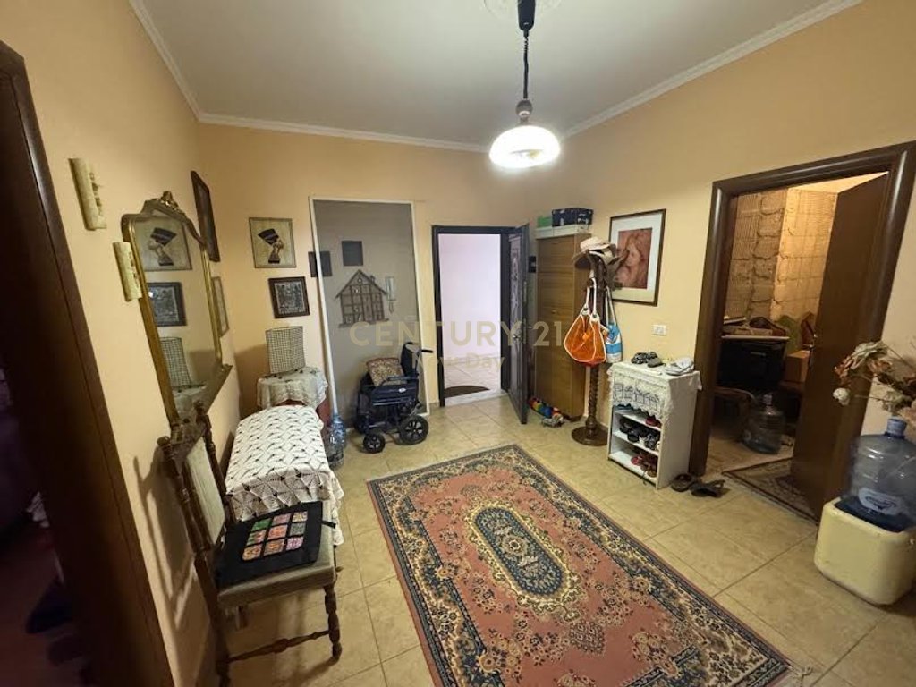2+1+2+veranda in vendita