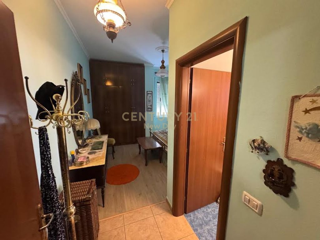 2+1+2+veranda in vendita
