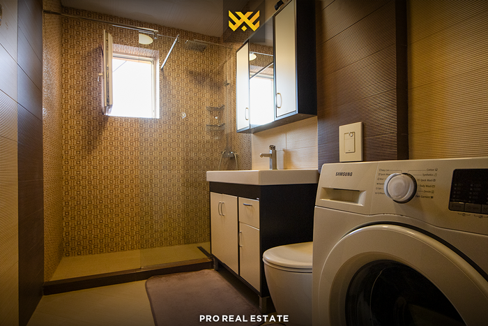 Wohnung 200m² + 30m² zum #verkauf in ulpianë.