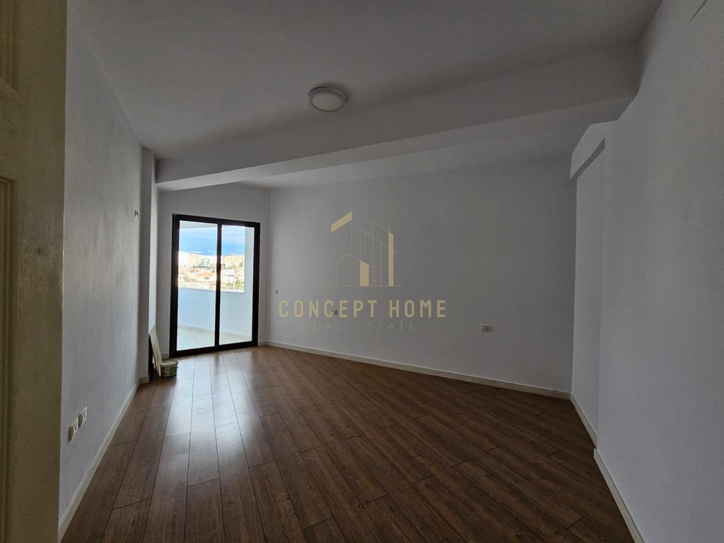 ?apartamento en alquiler 2+1 en Astir
