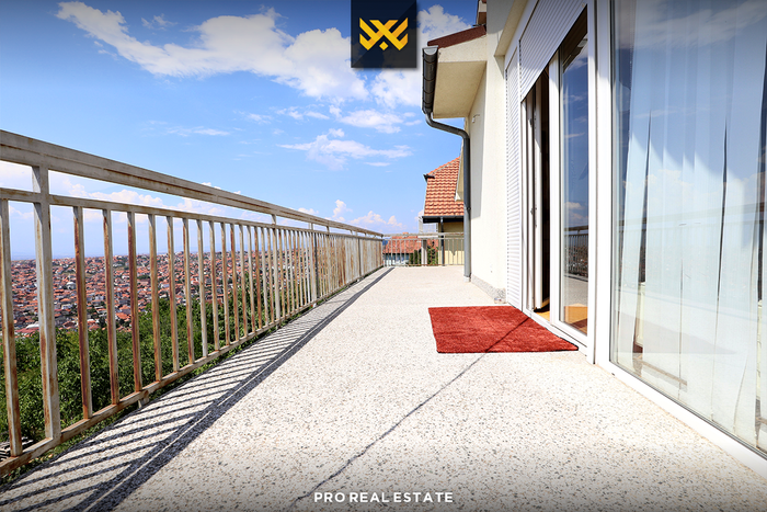 Piso de casa 120m² en alquiler en taslixhe