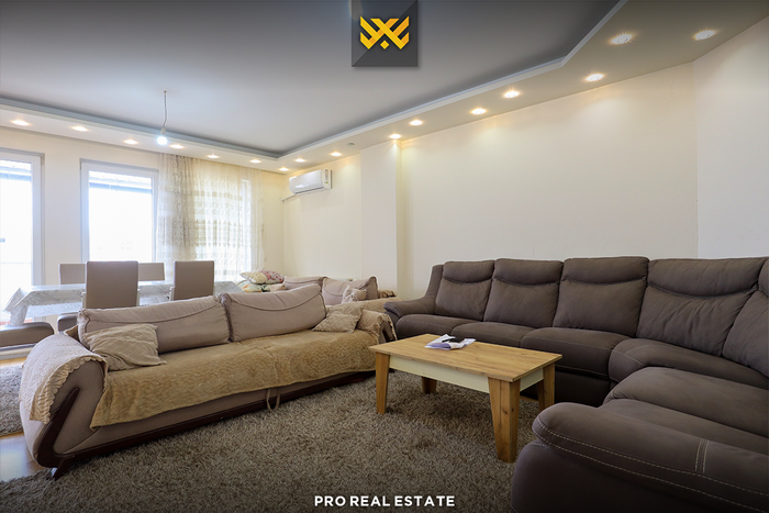 Apartamento de 159m² à venda na lagjen e spitalit.
