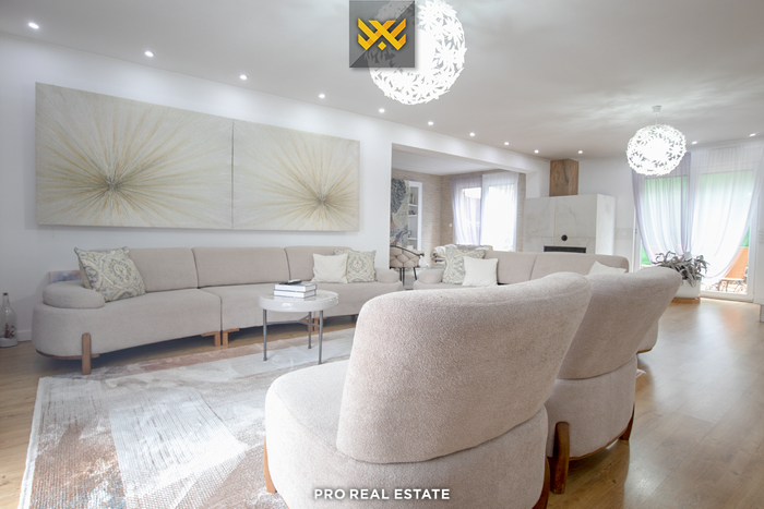 Shtëpi 270m² për #shitje në Pejë. (2)