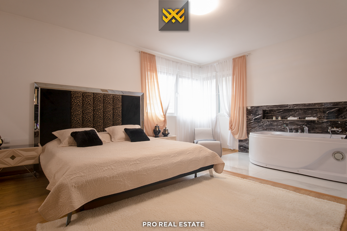 Shtëpi 270m² për #shitje në Pejë. (5)