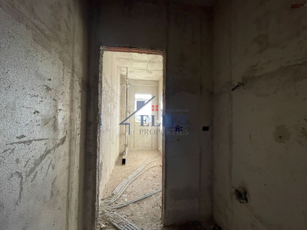 Kamëz, appartamento 2+1 in vendita