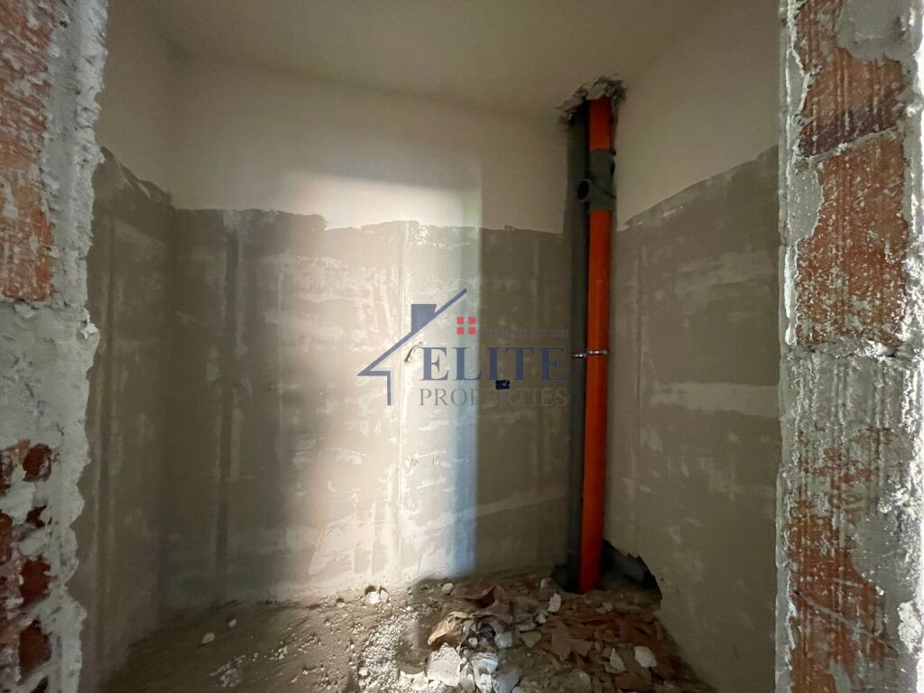 Kamëz, apartamento 2+1 à venda