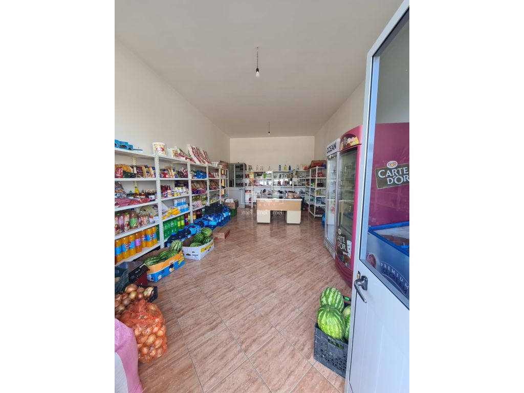 Espacio comercial en alquiler!