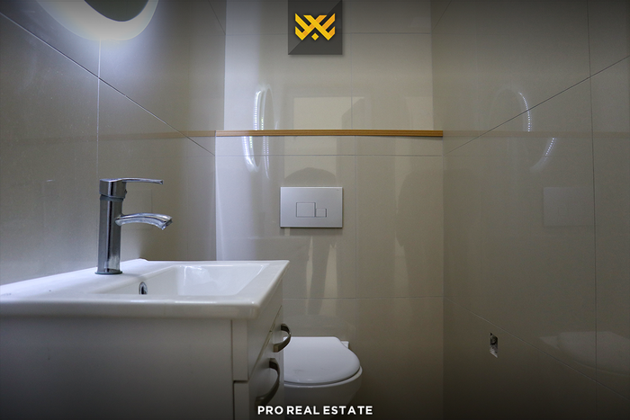 Lokal 173m² me #qira në dragodan.