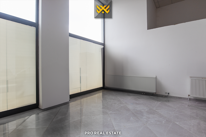 Espaço comercial de 130m² para alugar em dragodan. (2)