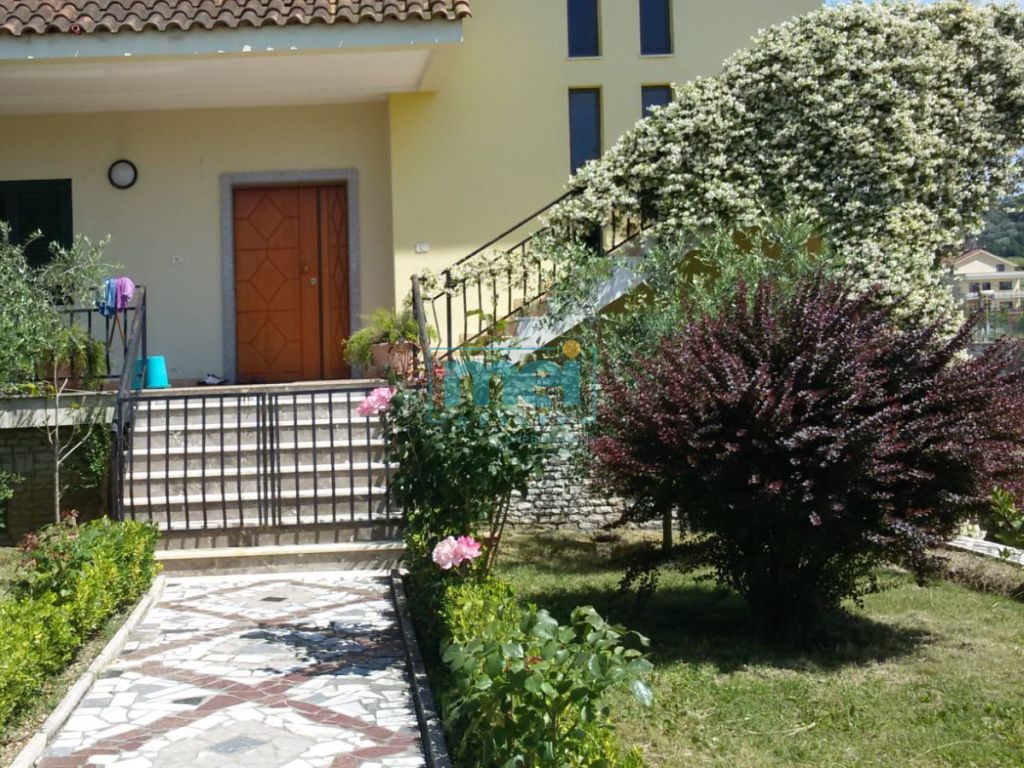 En venta: ¡super casa privada en vore!