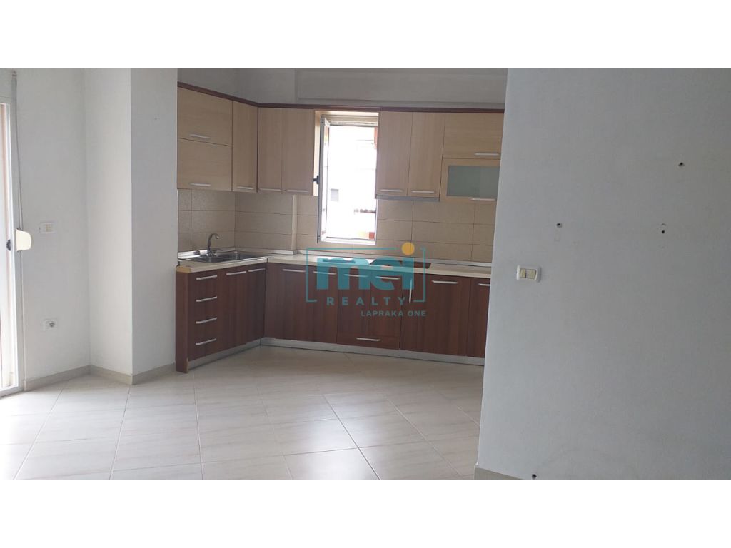 Shitet super apartament 2+1+2 ne Astir!
