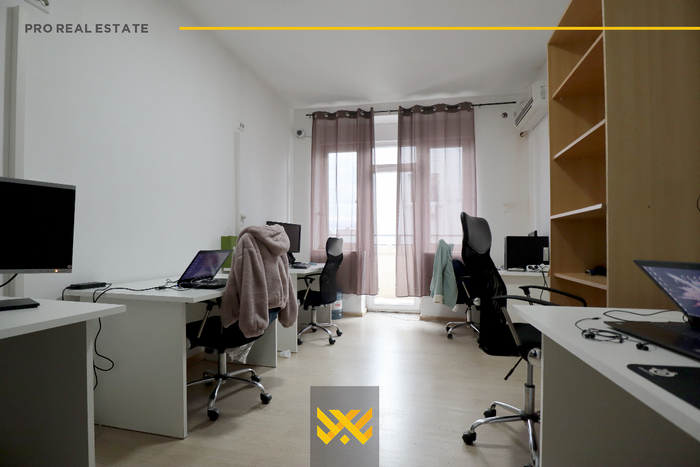 Apartamento/oficina 87m² en venta en el centro