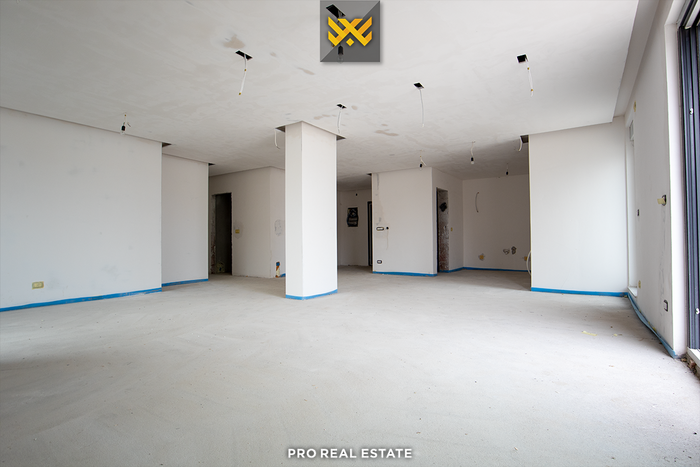 Attico 168,5m² + 140m² in #vendita a Prishtina e Re
