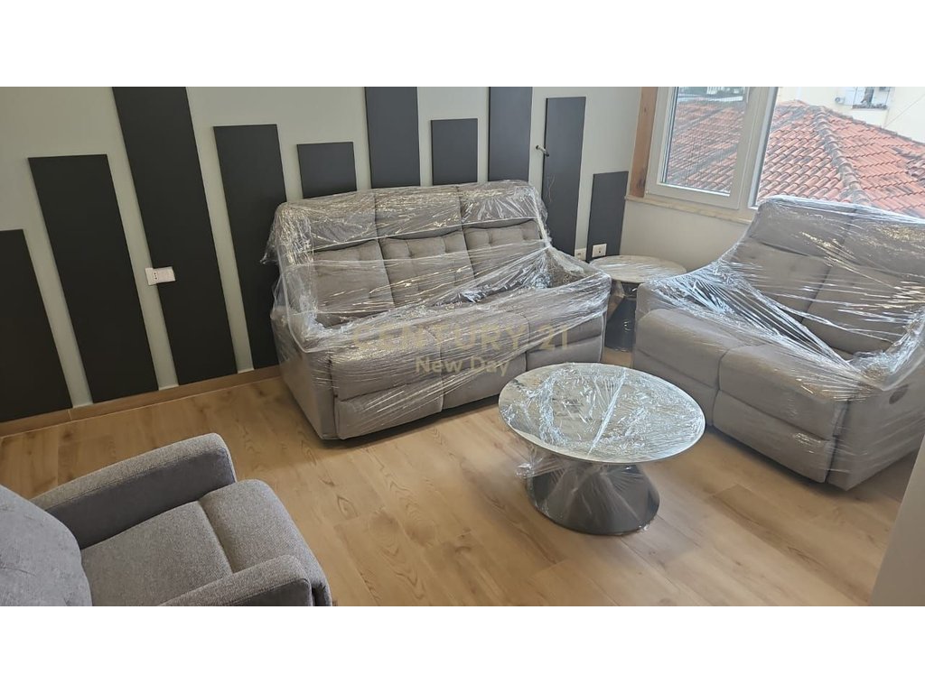 Espacio comercial en alquiler en el centro!