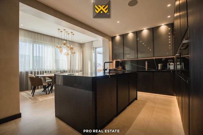 Dy penthouse 200m² dhe 180m² për #shitje në rrugën b. (2)