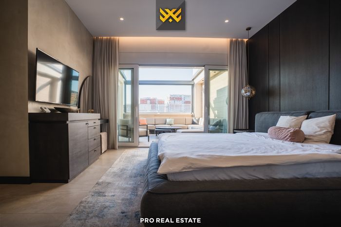 Dy penthouse 200m² dhe 180m² për #shitje në rrugën b. (7)