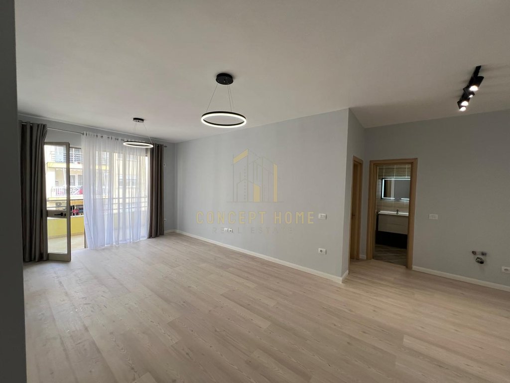 Apartament 2+1 për shitje në Astir, Tiranë