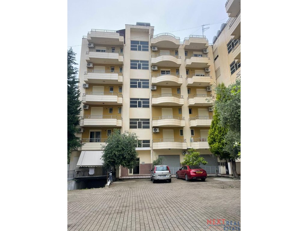 Apartament 1+1 ne orikum, vlore