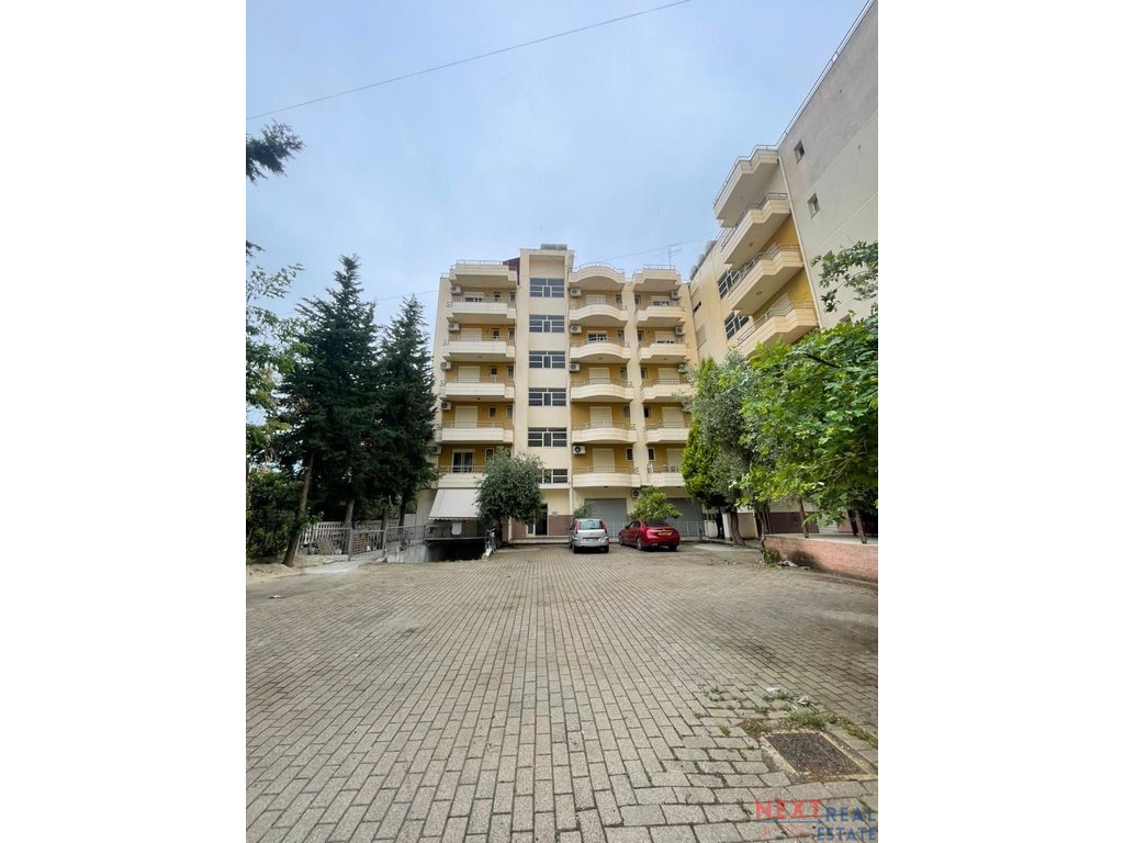 Apartament 1+1 ne orikum, vlore