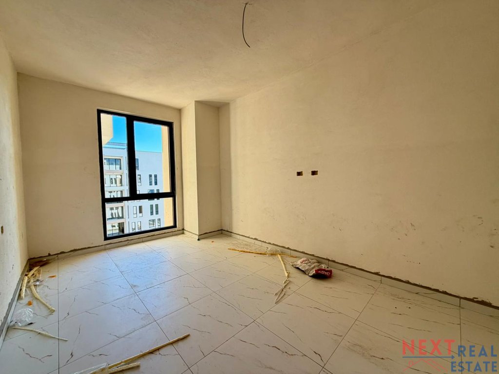 Apartament 1+1 ne orikum, vlore