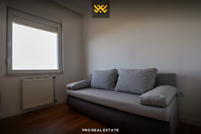 Apartamento de 93m² para aluguel em emshir