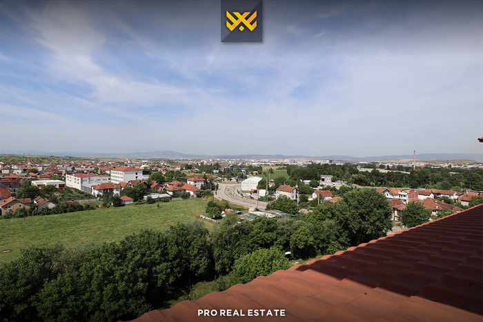 Apartamento de 93m² para aluguel em emshir