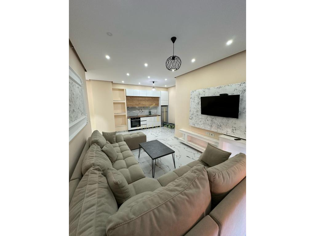 Apartament 2+1 për qira në kamëz
