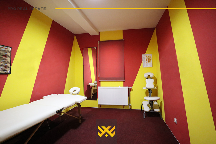 Casa di 359m² in vendita a Veternik.