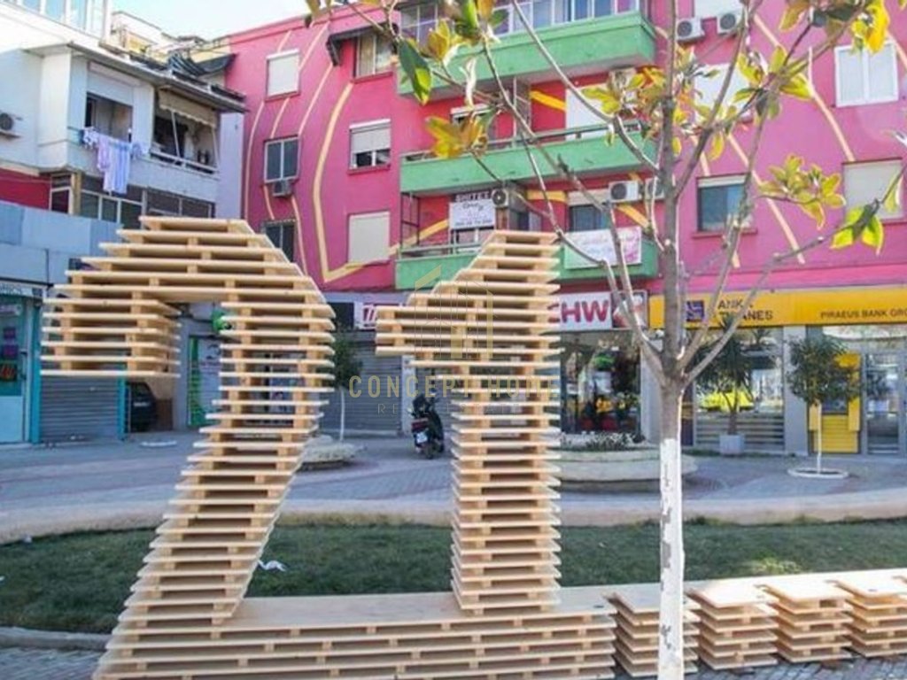 Negozio in vendita a 21 dhjetori / ruga e kavajes, Tirana