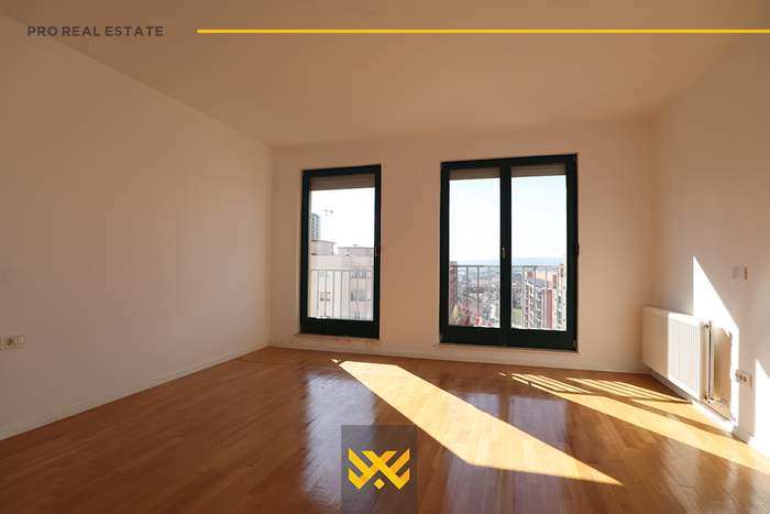 Appartamento 254,90m² + 461,82m² in vendita a emshir (4)