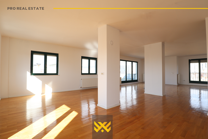Appartamento 254,90m² + 461,82m² in vendita a emshir (8)