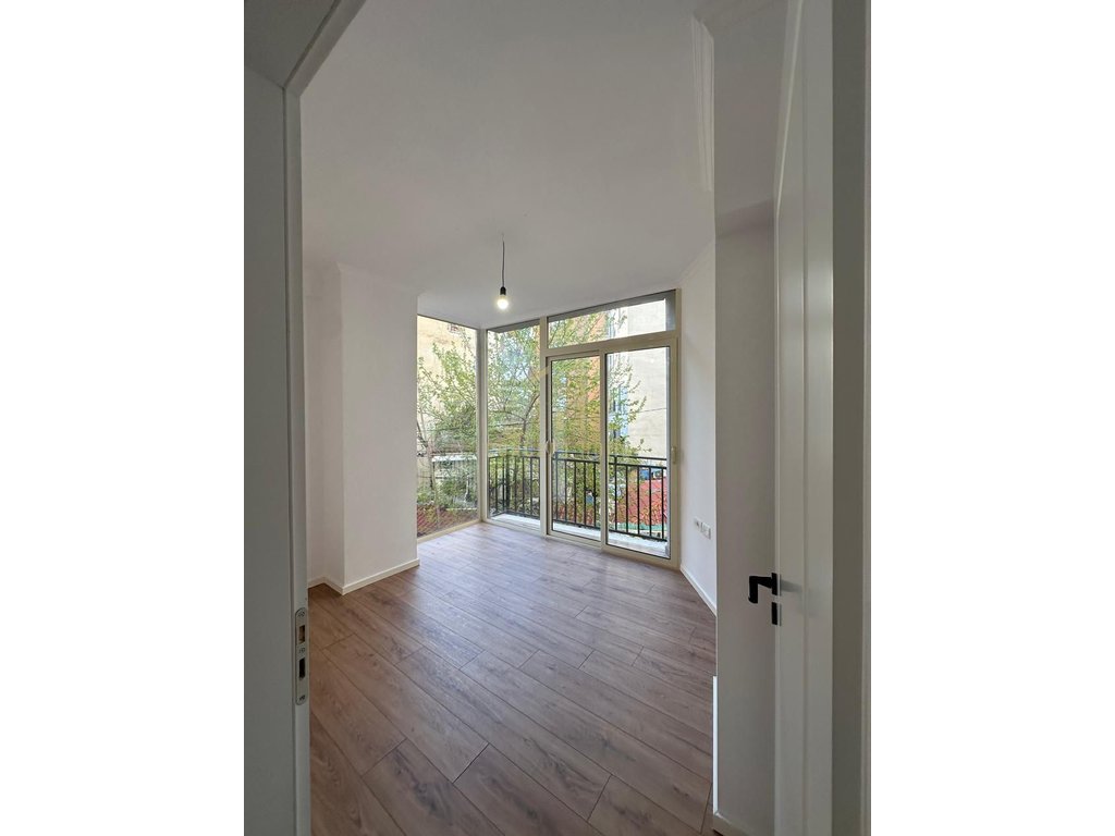 Apartament 1+1 për shitje në qendër të tiranës
