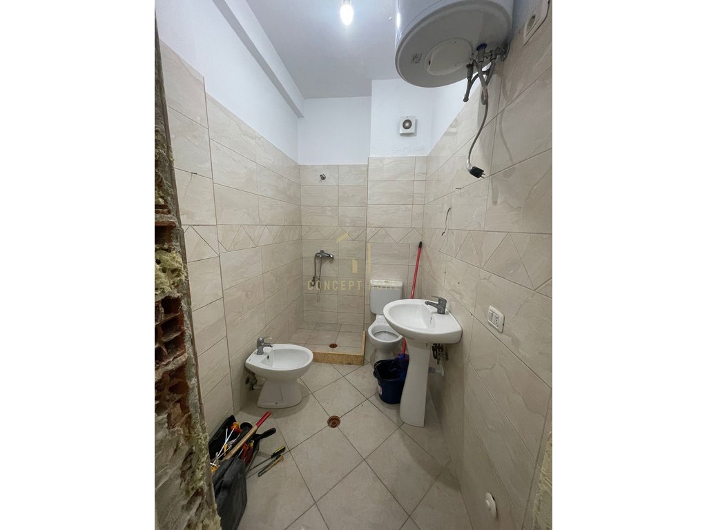 Apartment for sale 1+1 Yzberisht