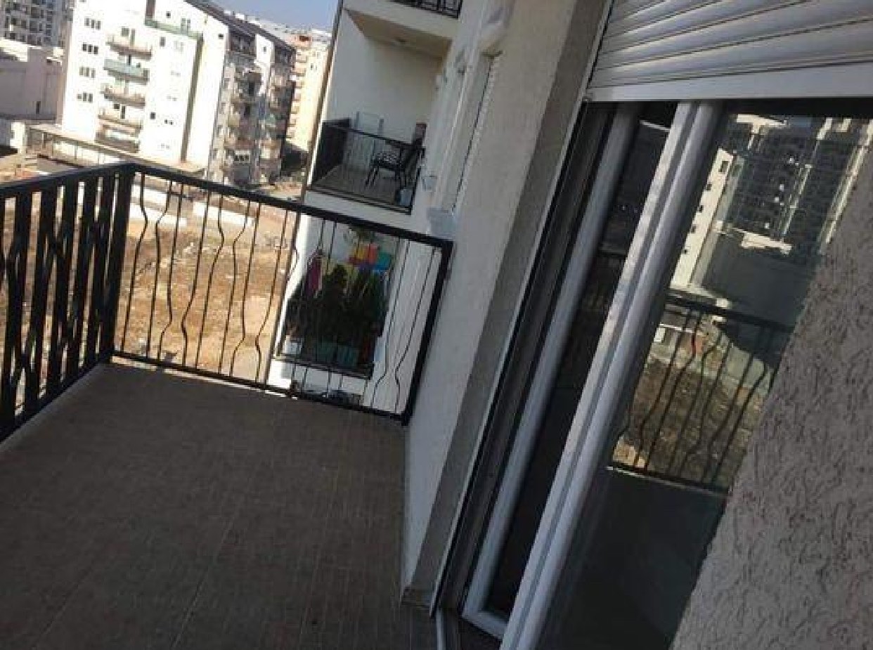 Appartamento in vendita in via b